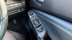 Nissan Juke 1.0 DiG-T 114 N-Connecta 5dr Petrol Hatchback